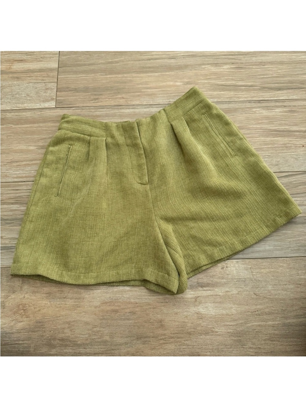 Tuckernuck Green High-Waist Tailored Shorts